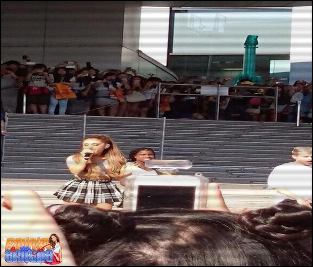 Ariana performing in front of a school in Japan - 2O14 - shows AND appearances_ 2O14 xx