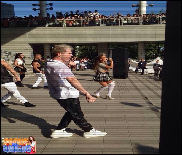 Ariana performing in front of a school in Japan - 2O14 - shows AND appearances_ 2O14 xx