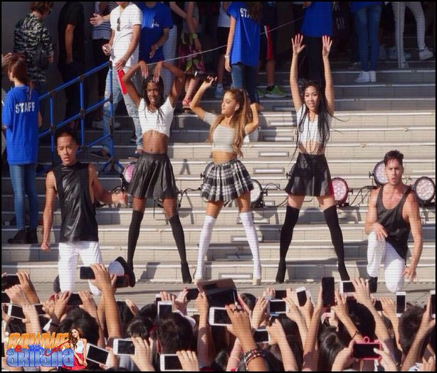 Ariana performing in front of a school in Japan - 2O14 - shows AND appearances_ 2O14 xx