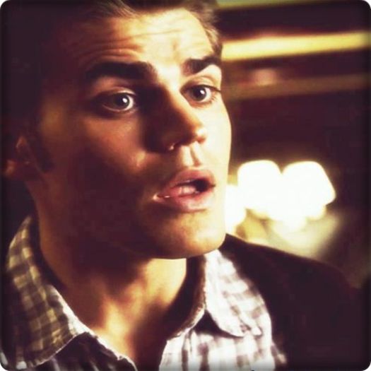 CL Ok..poate la muzica ma intrece dar eu sunt FRM CA O FLOARE, el e FRM ca o p;;;la =))))))))#anna - here - episode 33 - done