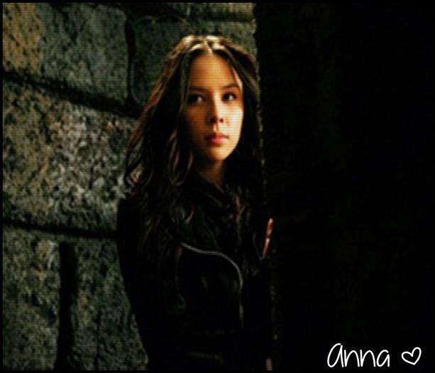 △▼ ❥ : * dă din c;ur cu fetili, bea șampanie =)) *