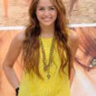 Miley_Cyrus_1241615846_1