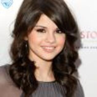 Selena_Gomez_1247633731_4 - Selena Gomez