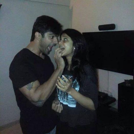 10460464_479550402188988_6742994653403767682_n - Jennifer and Karan Singh Grover