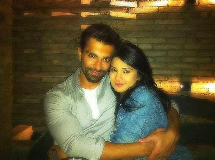 10501605_504750979668930_4456529024983559897_n - Jennifer and Karan Singh Grover