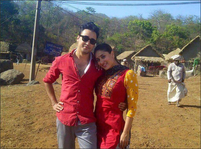 575550_557811007597636_185435941_n - Kareena Kapoor