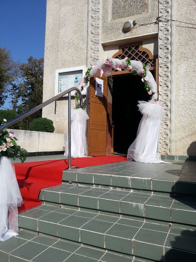 20140920_152607 - Inchiriez porumbei albi si masina de fum greu pentru nunti in Iasi