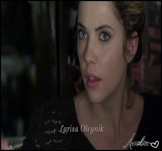 △▼ ❥ : Nici mie  . Doar că e ciudat cum cântă la început ;o =)) @Neymar . Acum o știi :)) @Adda [cl; Preferata mea de la Nicki e Moment 4 life &lt;33 =)))
