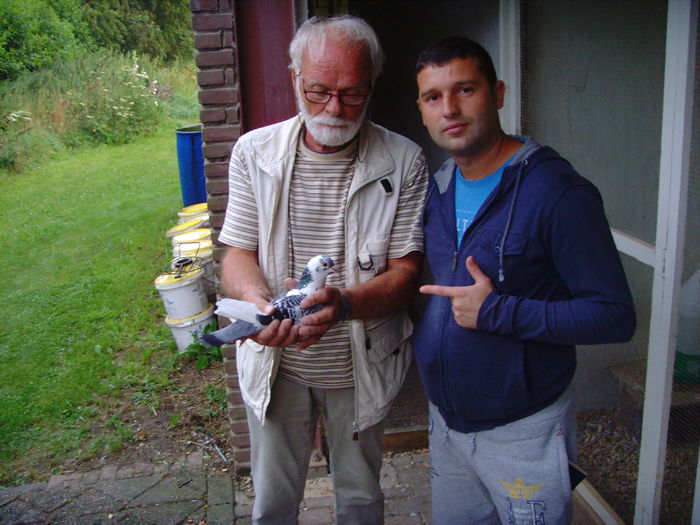 Hans.E. Aaldijk-Johnny82