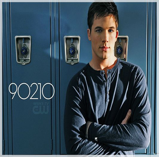 █ ▄→ -îşi pune mâinile în sân- şi mă rog de ce râdeţi? -cl-; trebuie să mai existe şi bărbaţi romantici nu doar cei care vor doar p___dă :))))
