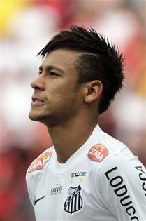 ɳҽყɱαɾ | CL nu stiu..dar doare sa vezi ca o persoana la care totusi tineai si-a batut joc de tine..; si de acum incolo nu imi mai pasa, sa faca ce o vrea cu el ! s-o pupe ala si-n c;;;r. :) :))) (ma uit acumm:*)
