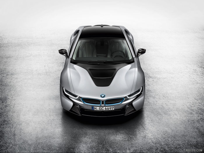 2015_bmw_i8_27_1024x768
