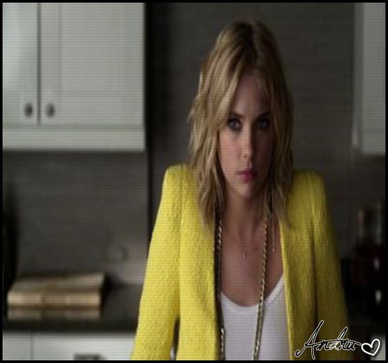 △▼ ❥ : Nimic, sunt doar obosită :)) @Michelle