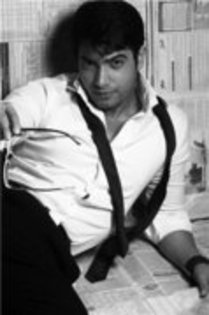 BOFGDMXGNQRGFRGNPIC - Sharad Malhotra