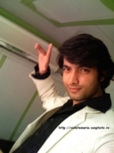 RGLVZDCUDATAAGZKFDV - Sharad Malhotra