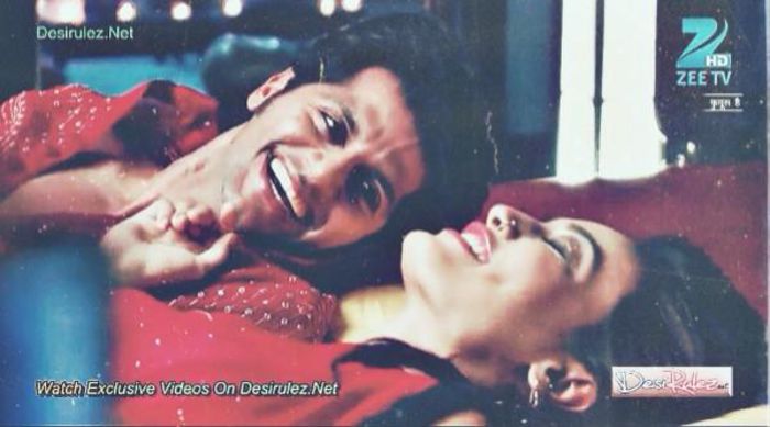 ByPCw_8CAAA2Nko - 15-Surbhi Jyoti