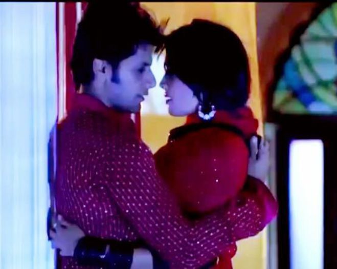 ByWx5yMCYAAbyNg - 15-Surbhi Jyoti-Sanam