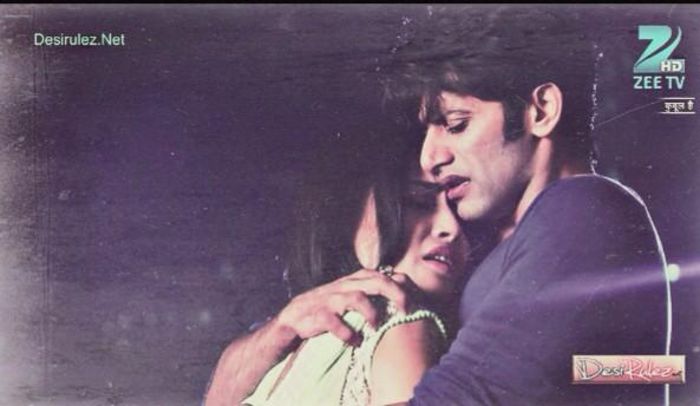 ByZOhFNCYAAuS5- - 15-Surbhi Jyoti-Sanam