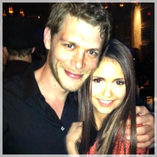 █ ▄→ -o plimbă prin cameră şi după se opreşte- ce faci fă? :))))