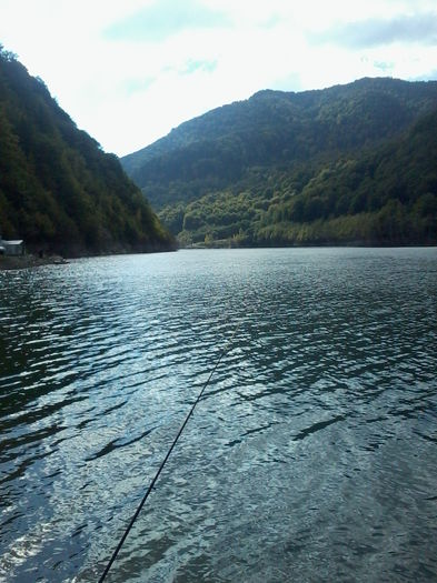 Lac de munte - Pescuit la crap pe lac de munte