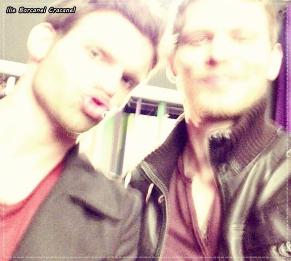 CLICK *bot ip* Hai mia mia mi amor, saruta-ma sa nu moooor =)))))))))) #Derek; Hei hermanito *hug* #Klaus
