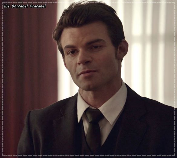 CLICK . NU TE C;;;CA IN EA CA LI;NG CA PE ACADEA #Derek; Ce razi asa ba boule? =))))))))))))) #Fane Stii ca sunt talentat of...
