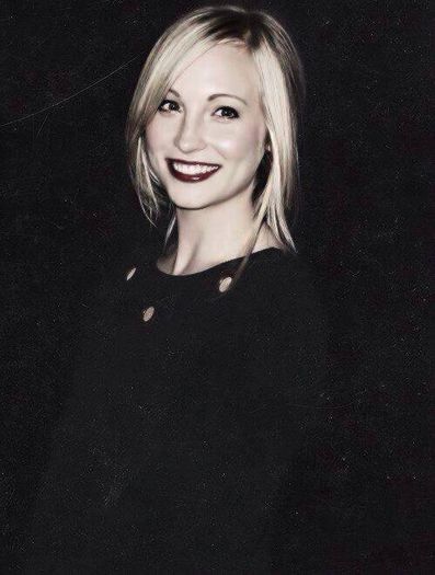 ᵔᴥᵔ -- Poţi să pleci sau să rămâi pentru show, este alegerea ta ce vrei să faci :)))))