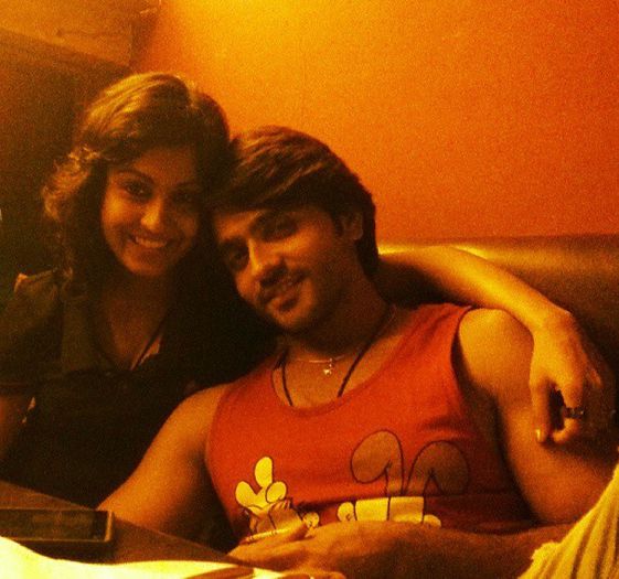 993600_475479369209549_1020559363_n - Ashish Sharma