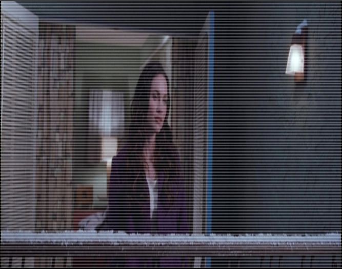 ☾ɐɓǝoɟ✿qǝɐnʇʎ; #suceşte pe scaun, întorcându-şi capul spre ea şi privind-o. -cl; #fix, apoi îşi lasă buza în jos încercând să imite o faţă de căţeluş; N-am vrut, bine... #Katic
