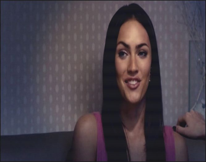 ☾ɐɓǝoɟ✿qǝɐnʇʎ; #îşi dă ochii peste cap şi se îmbufnează apoi -cl; #se suceşte şi mai mult ca să aibă multă libertate de mişcare, se întoarce cu faţa în spate şi îi întoarce faţa lui Katic spre ea; Şi ce vrei să fac ca să mă ierţi? #oftează, păstrând faţa de căţeluş.
