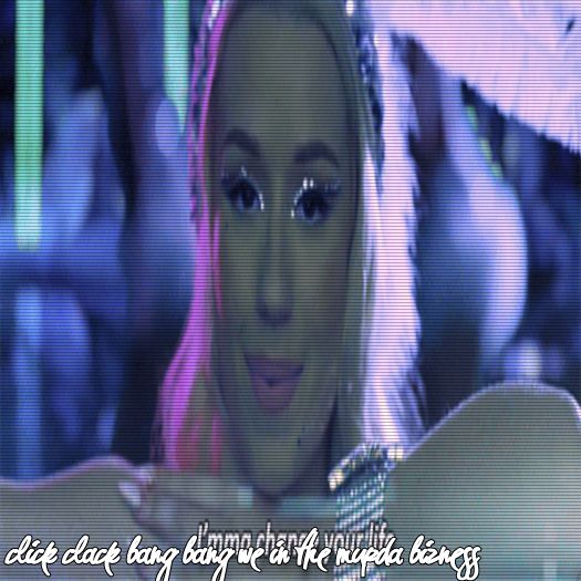 ♡ cσνєη ♡ *se pune pe jos și se uită la ea* pari foarte fascinată de această cocioabă cL; ar trebui să te muți aici *râde apoi devine serioasă* pls, nu mai încerca.
