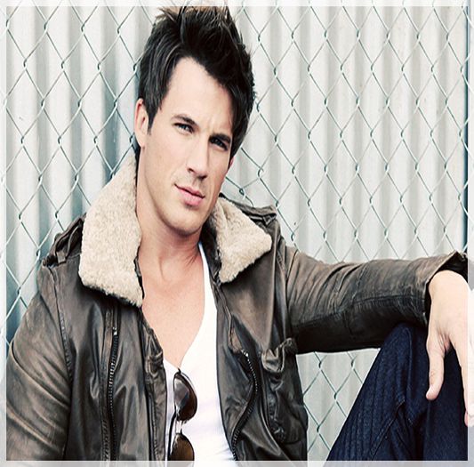 █ ▄→ -cl- ce faci tu -îi zâmbeşte făcând ochii cruciş- :)))) -niina-; ce casă de piatră? :))))))) -tyler- şi vrei să faci puradei?
