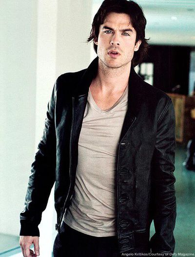 381954_513575681988399_562559249_n