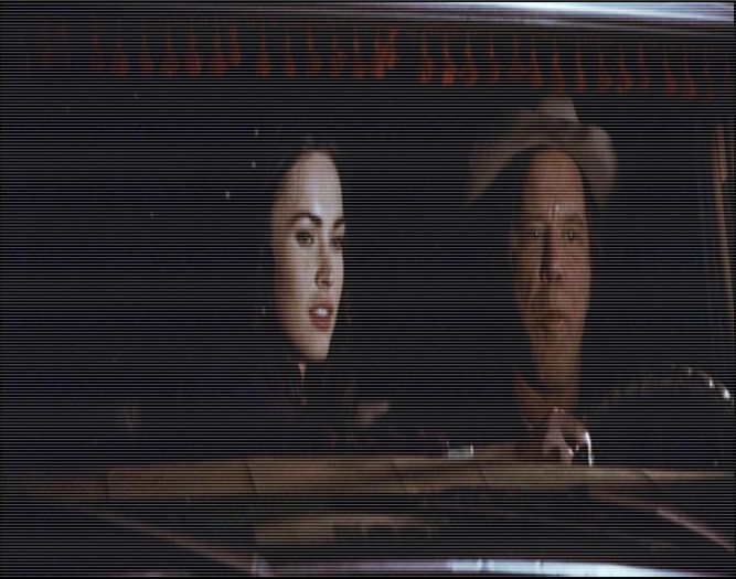 ☾ɐɓǝoɟ✿qǝɐnʇʎ; #îi zăreşte lacrimile şi face ochii mari panicându-se, apoi inspiră -cl; #adânc şi oftează, se apleacă peste groapă şi o priveşte; Vă ştiam mai deşteaptă de atât, cum Dumnezeu puteţi spune aşa ceva, domniţă? #oftează adânc; E vorba despre acel domn care v-a furat inima?
