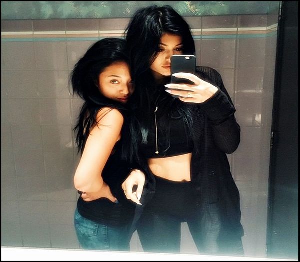 ♡ » ; #gateste ceva,face curat , baga poze pe retele sociale [clk; - Epii 14 _ Black and yellow