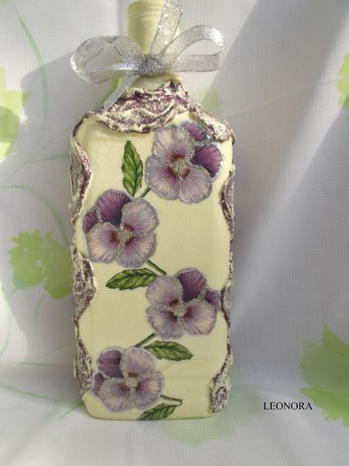 sticla decoupage panselute