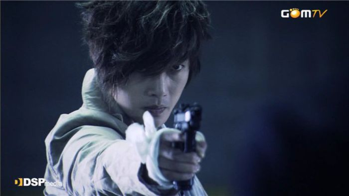 bine( trage dar o nimereste pe Ana)