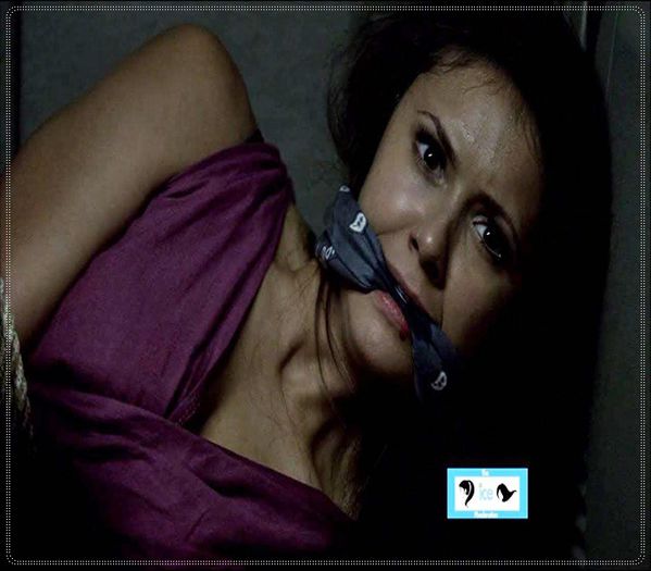 》*sta speriata si nu mai zice nimic, pentru ca nici macar nu avea cum=)))))*