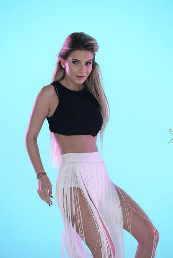 bandicam 2014-10-05 19-52-42-301 - ana - Dana