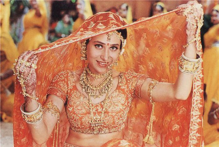 tumblr_lhtbaz7LmO1qbb8q9o1_1280 - Karisma Kapoor