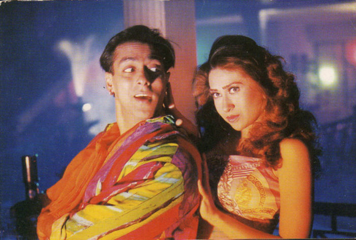 25091144_judwaa_1 - Karisma Kapoor