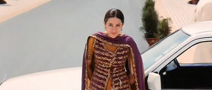 mruw6w - Karisma Kapoor