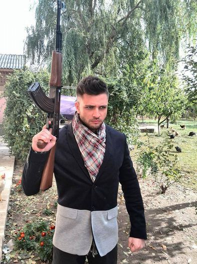 10704151_946934838656865_8397665848161146754_n