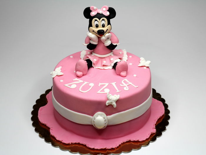 Baby-Minnie-Mouse-Cakes