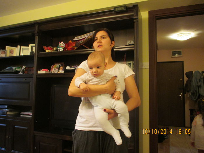 IMG_0058; Nora si nepoata
