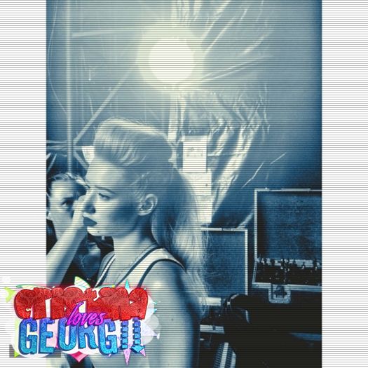 ♡ cσνєη ♡ nu prea seamăn cu morena, deci sunt de acord :)) bine, tu ? - Epii 15 _ Blue Moon Island