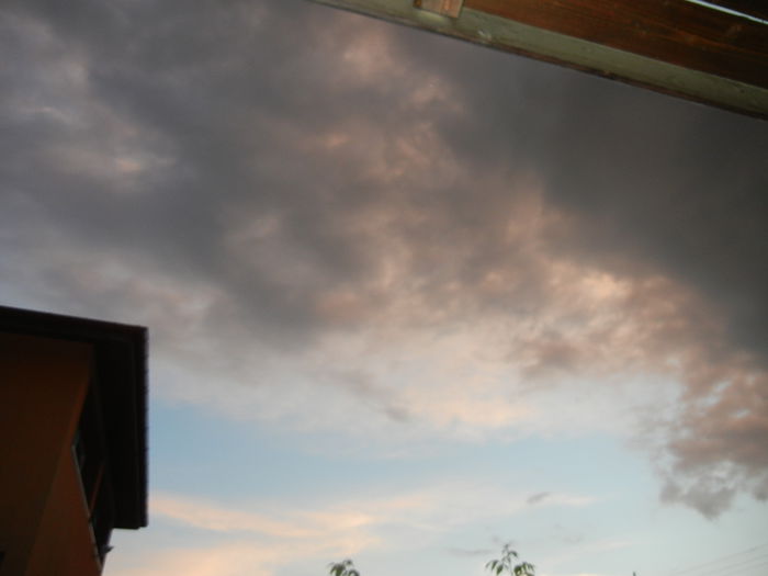 Clouds. Nori (2014, June 06)