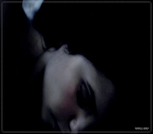 》clk Noapte buna ;3 *continua sa butoneze tv-ul, dupa vreo 10 minute adoarme cu telecomanda-n - Epii 16 _ Halloween - Trick or Treat