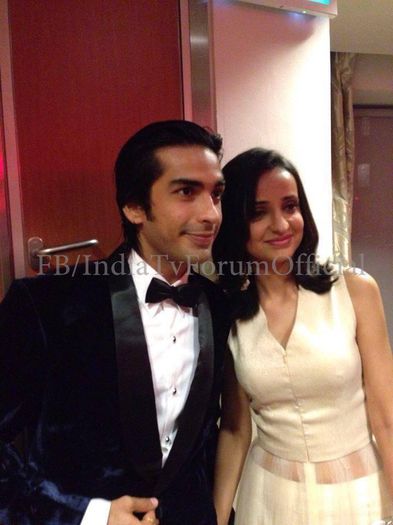 1377297_828813290473772_2841856285210493684_n