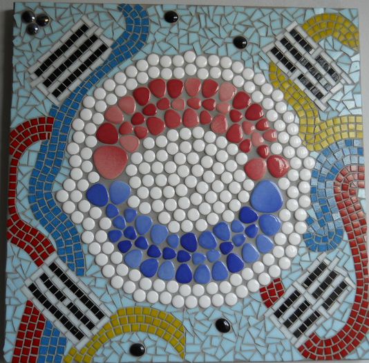 Koreana; Mosaic, 50x50 cm, suport MDF 18 mm grosime, chit gri inchis (negru)
Inspiratie: drapelul Coreei de Sud
PRET: 500 LEI

